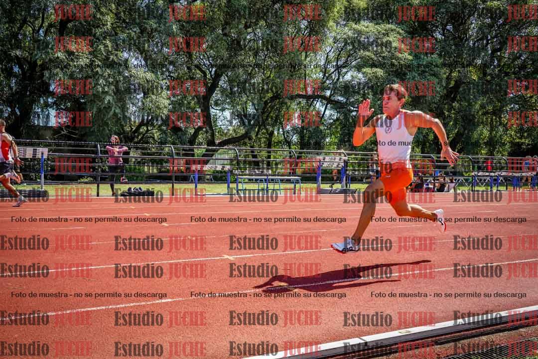 Fotos de los 100 m llanos de varones
