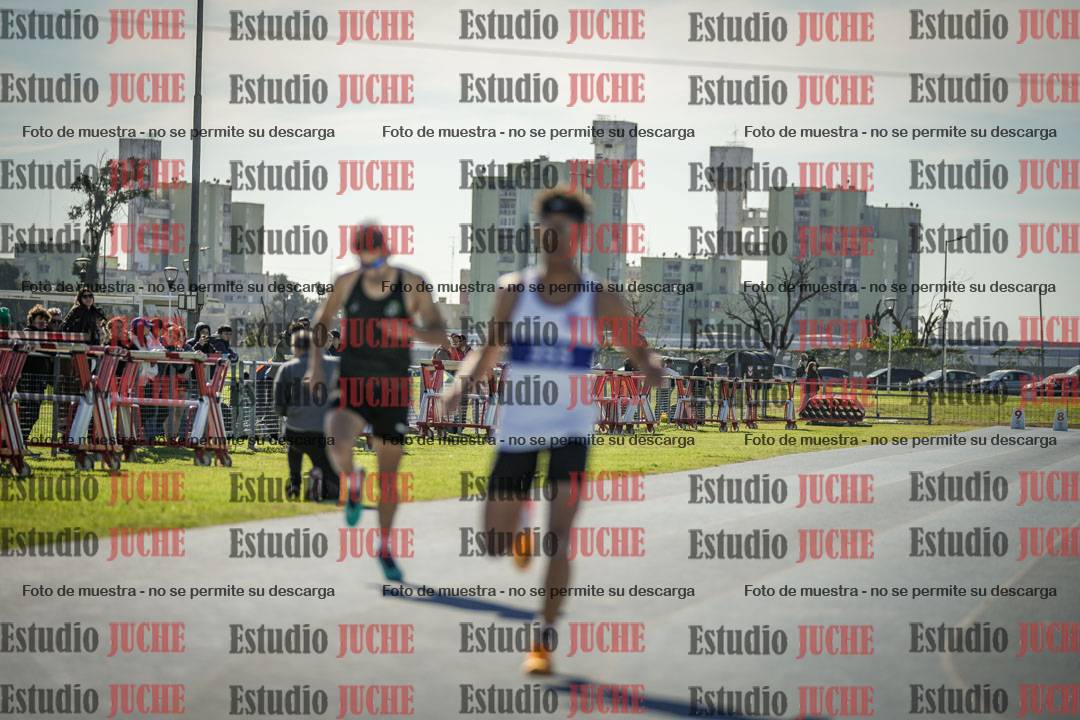 Fotos de los 400 m llanos de varones