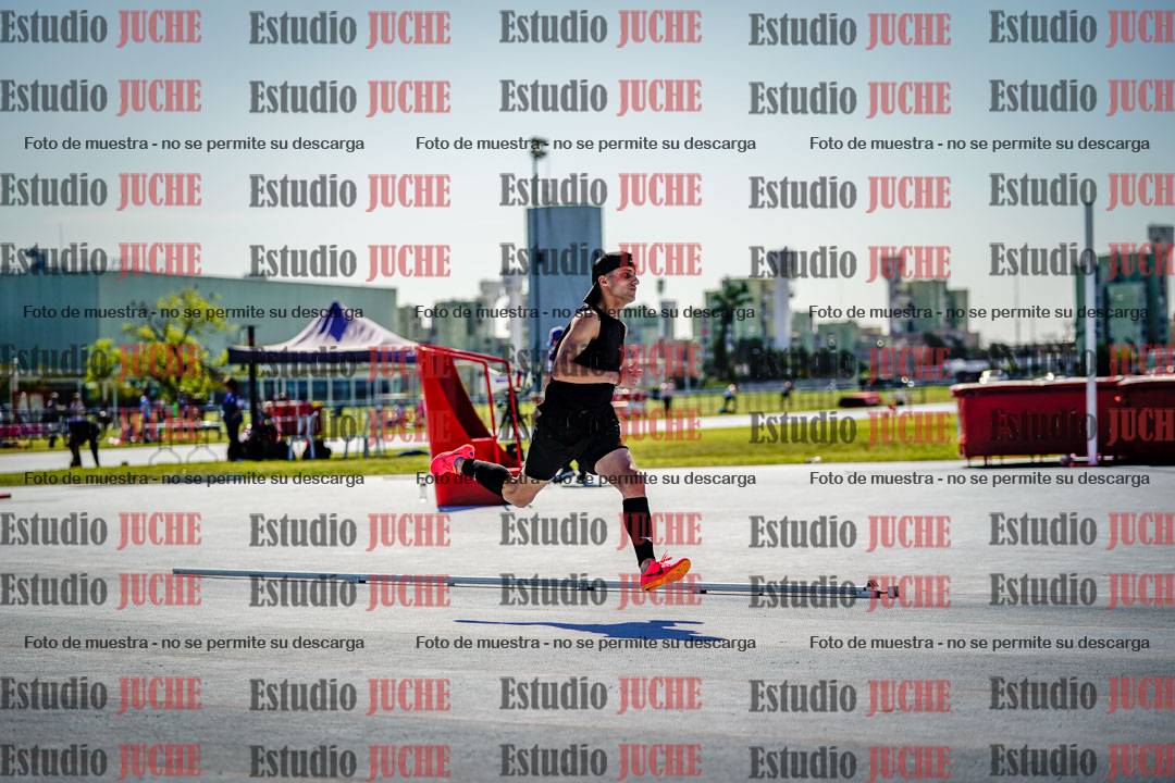 Fotos de los 400 m llanos de varones