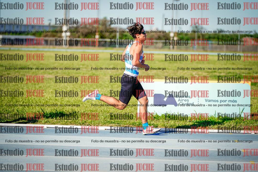 Fotos de los 2000 m llanos de varones