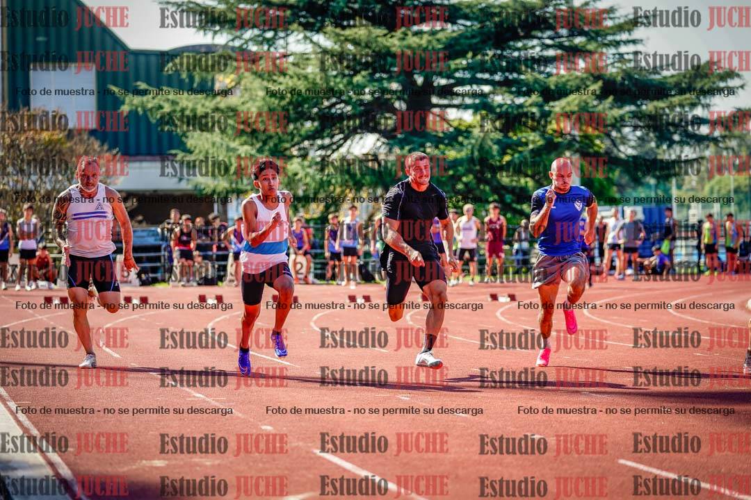 Fotos de los 100 m llanos de varones