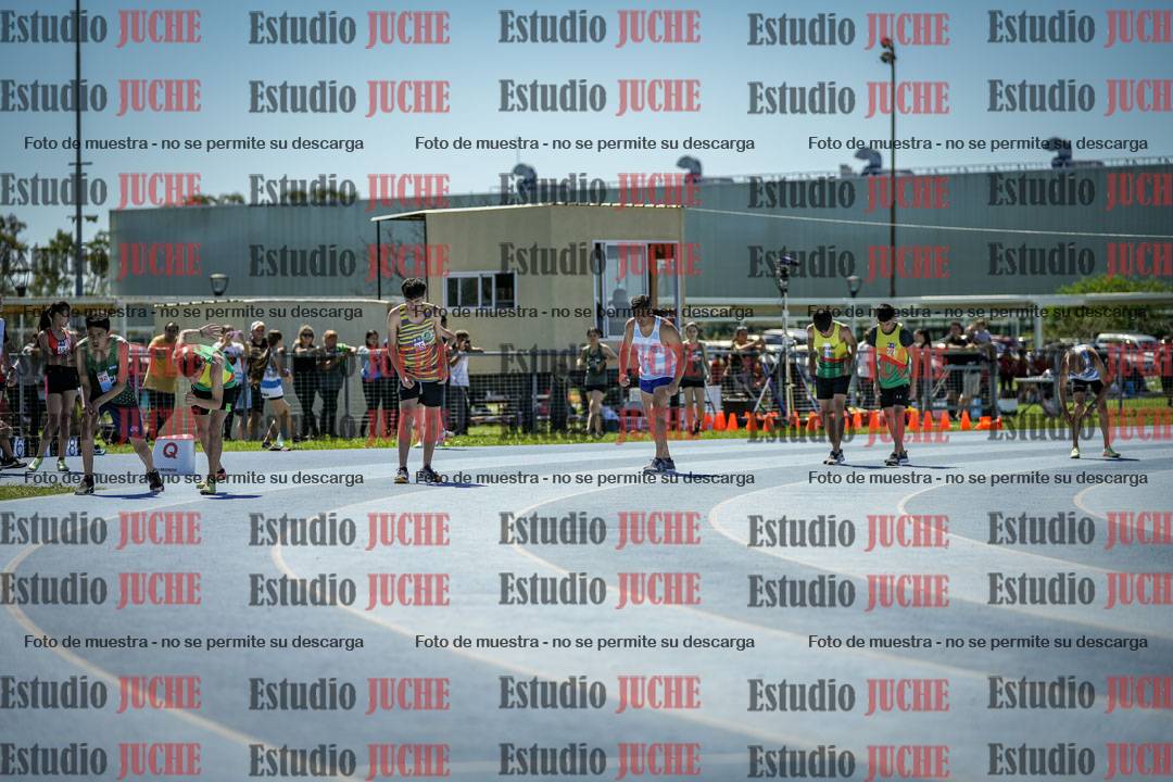 Fotos de los 800 m llanos de varones