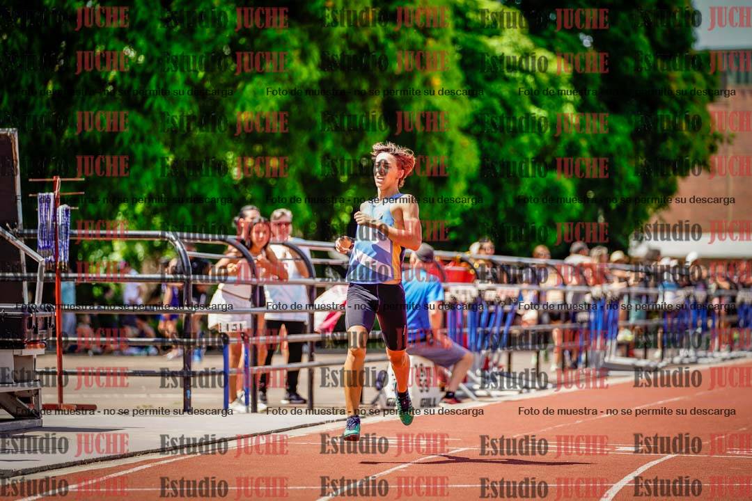 Fotos de los 400 m llanos de varones