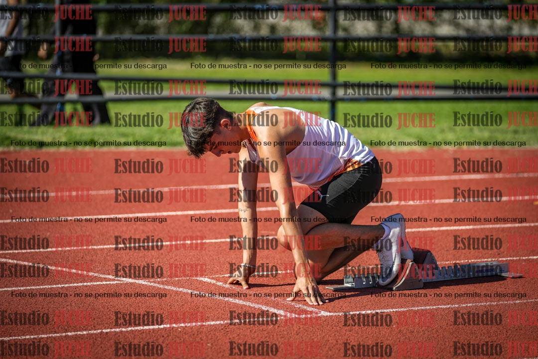 Fotos de los 200 m llanos de varones