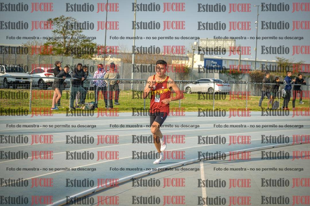 Fotos de los 3000 m llanos de varones