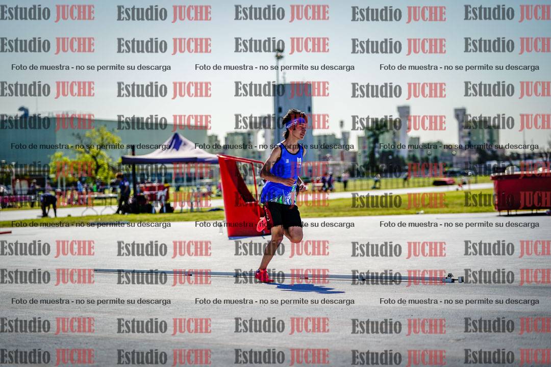 Fotos de los 400 m llanos de varones