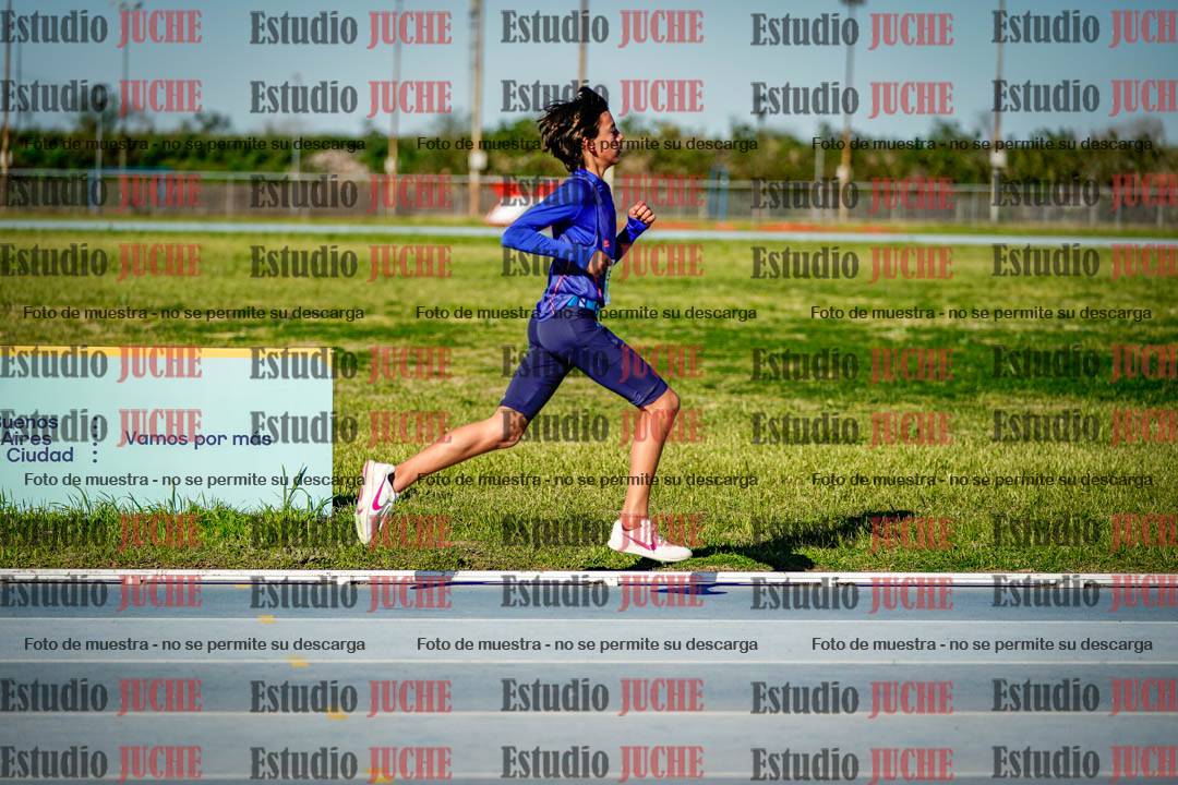 Fotos de los 2000 m llanos de varones