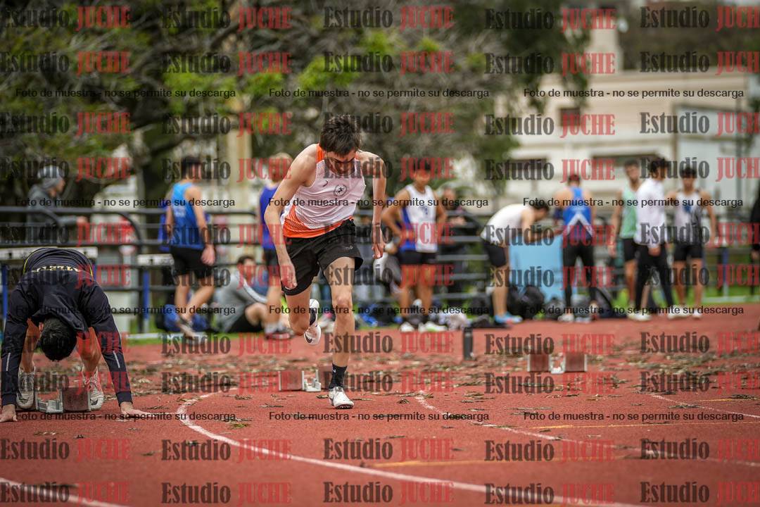 Fotos de los 200 m llanos de varones