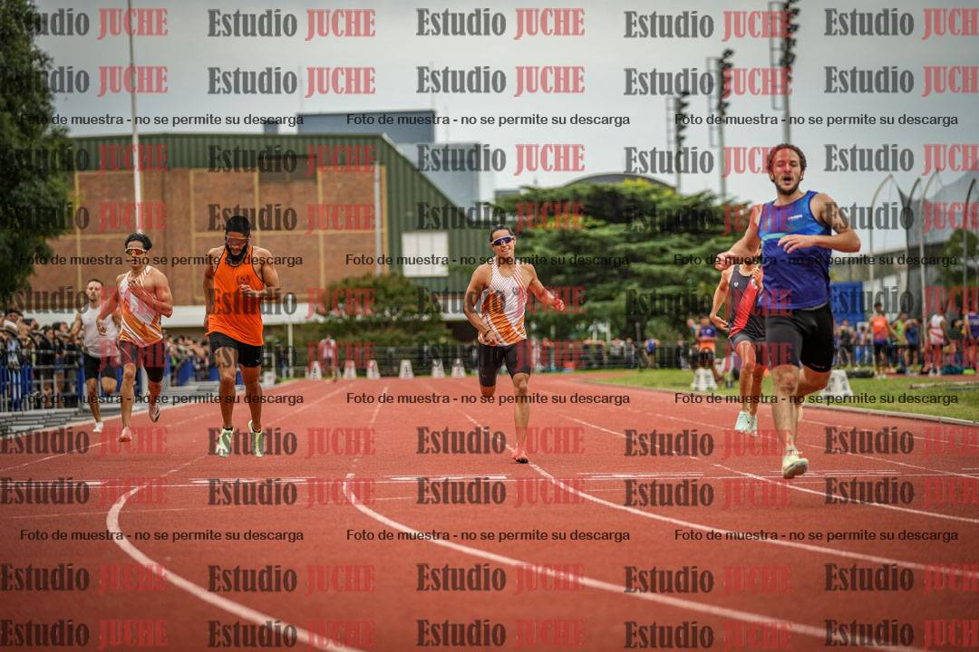 Fotos de los 400 m llanos de varones