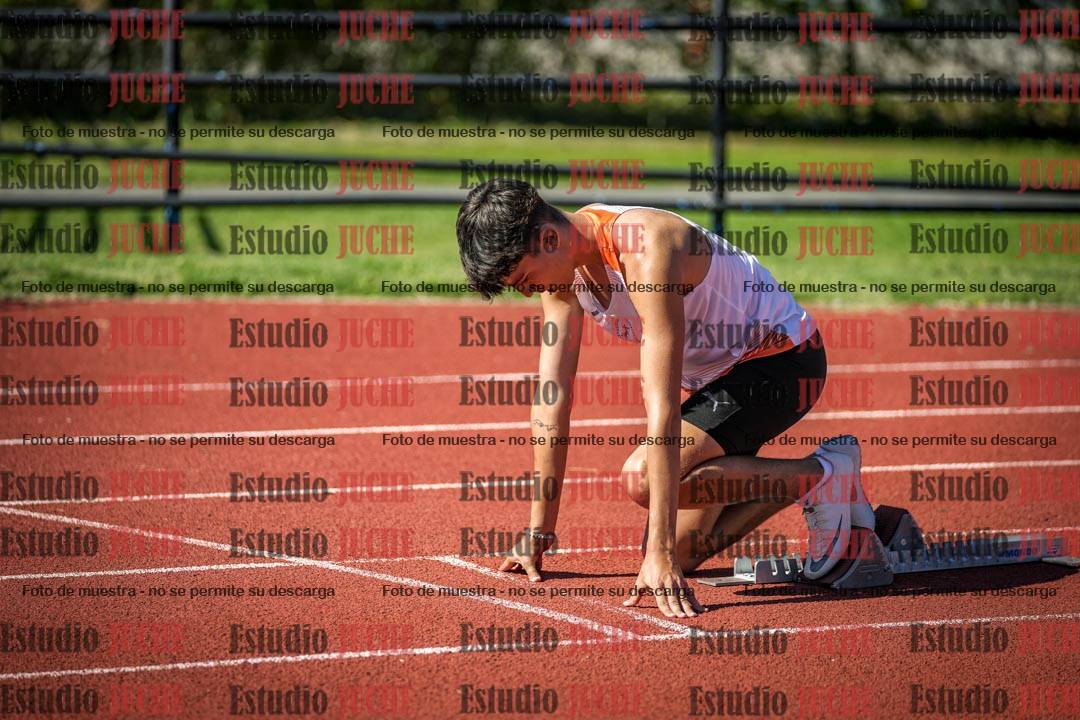 Fotos de los 200 m llanos de varones