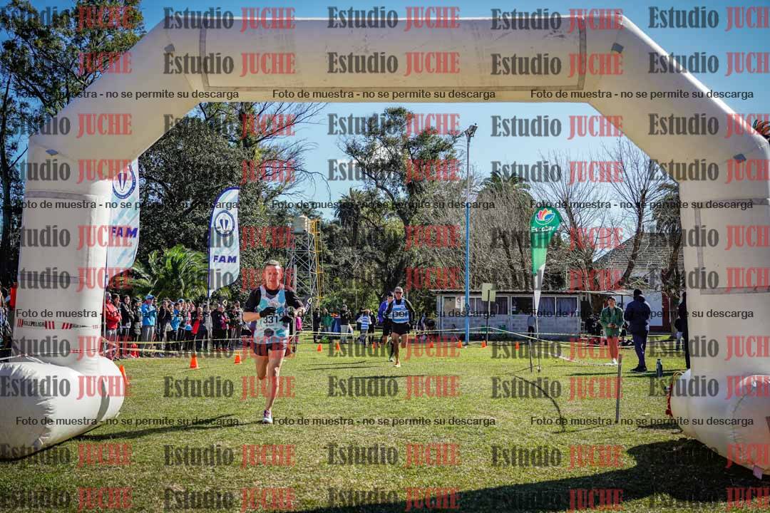 Fotos de la llegada del cross de 1500 m