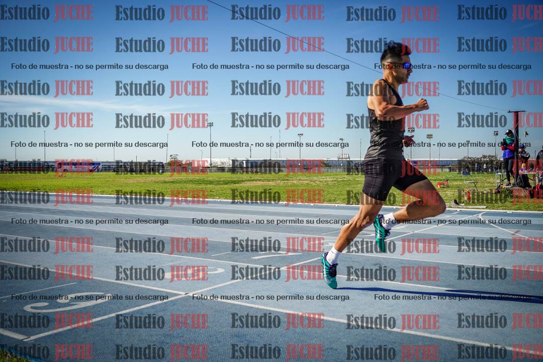 Fotos de los 400 m llanos de varones