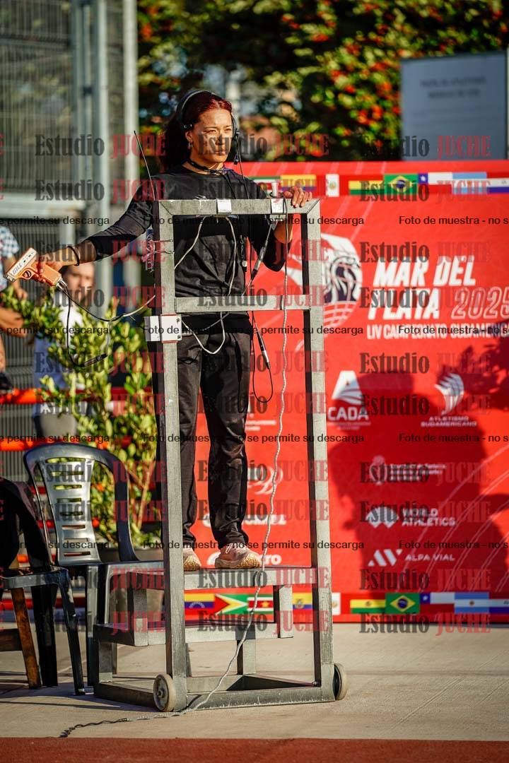 Fotos de algunos extras y podios del día 1