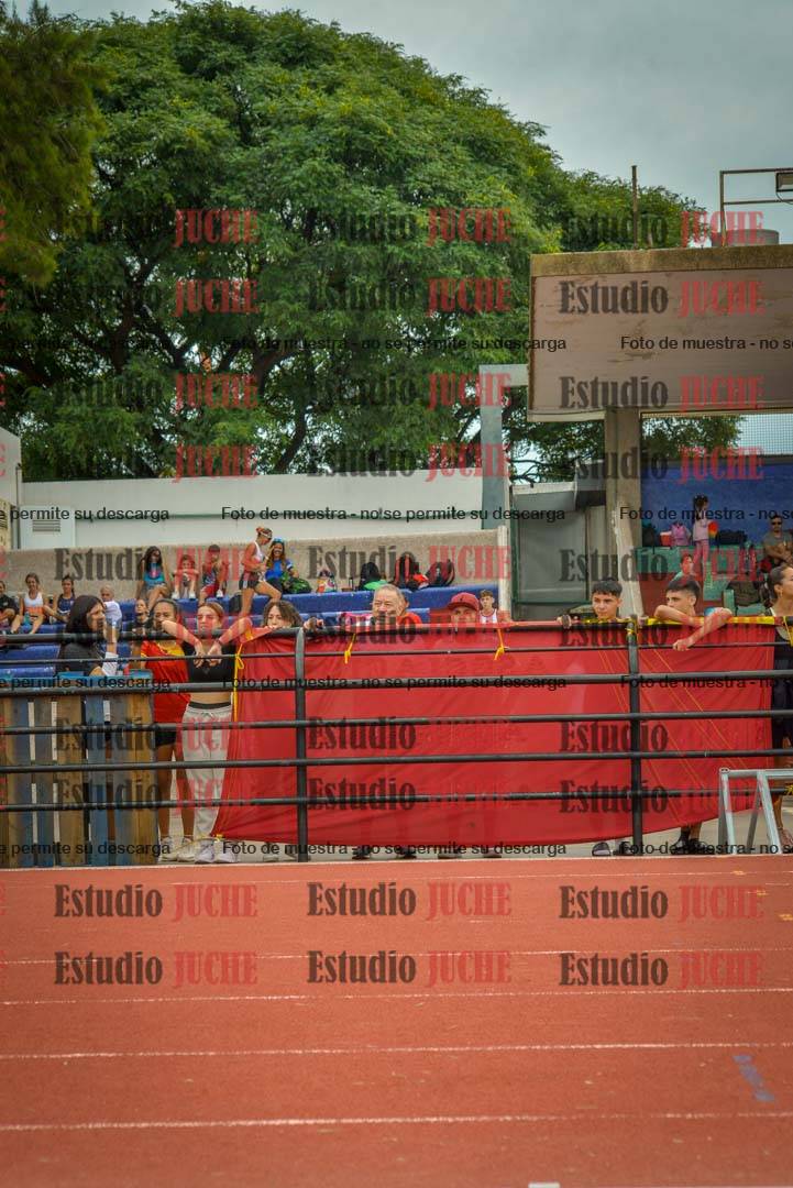 Fotos de los 400 m llanos de varones
