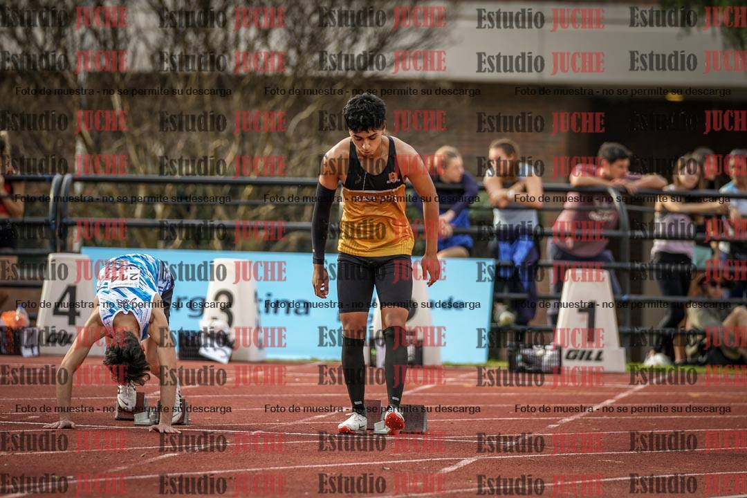 Fotos de los 100 m llanos de varones - FINAL