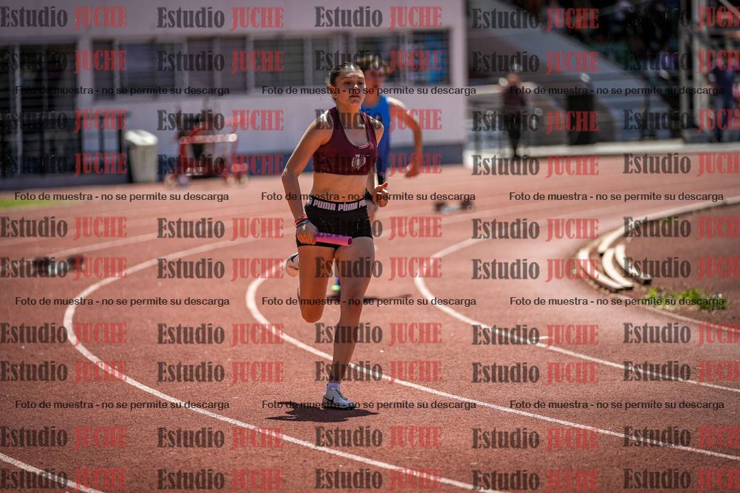 Fotos de las Postas 8x200 m de mujeres y varones - FINAL
