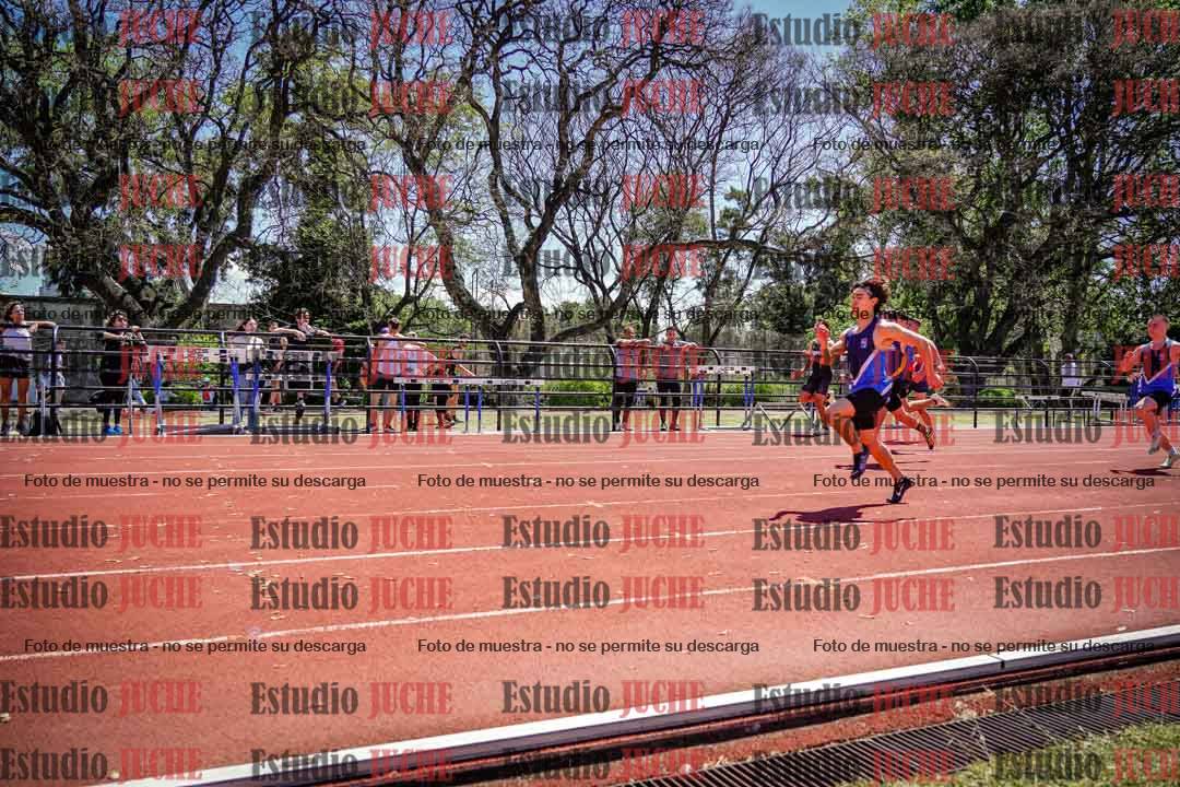 Fotos de los 100 m llanos de varones