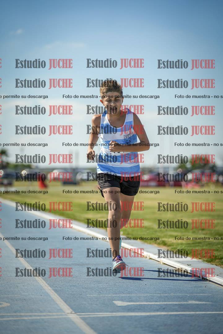 Fotos de los 600 m llanos de varones