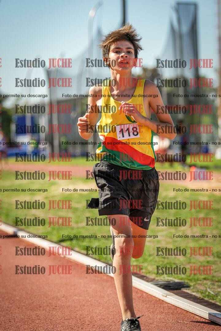 Fotos de los 600 m llanos de varones