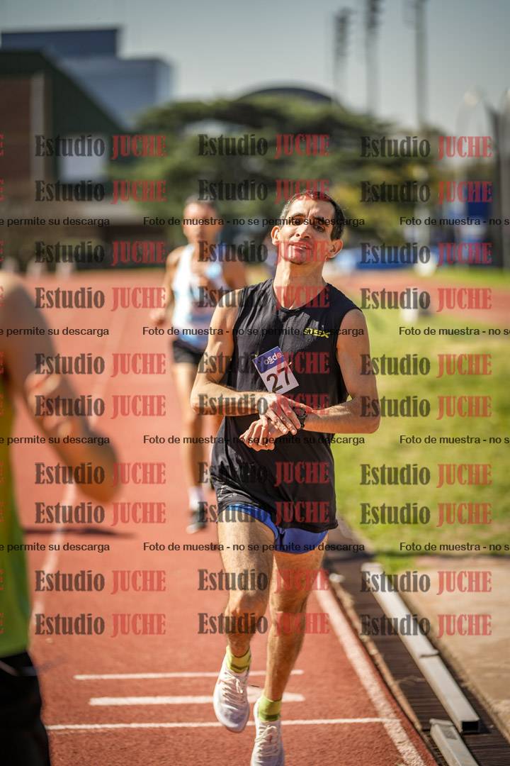 Fotos de los 1500 m llanos de varones