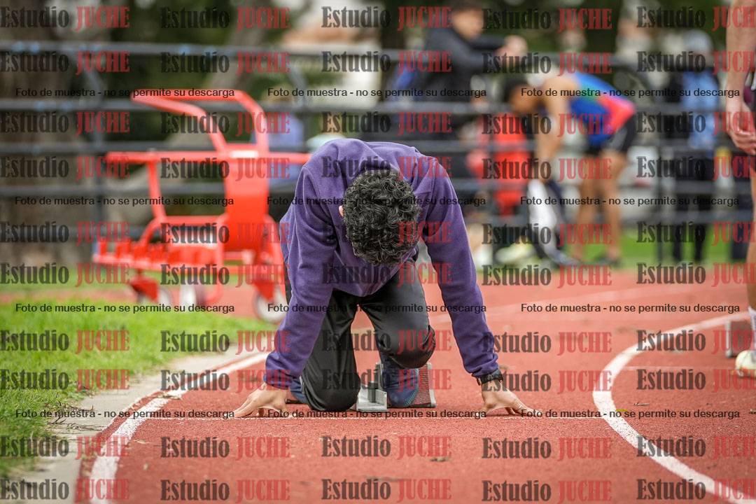 Fotos de los 200 m llanos de varones