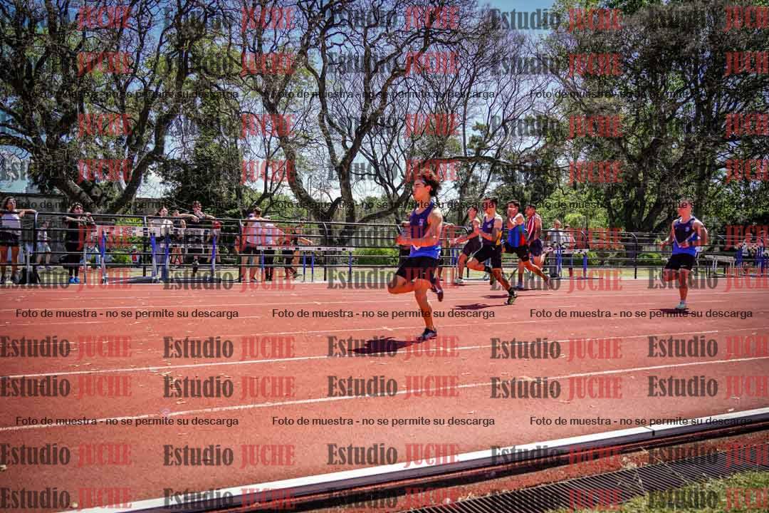 Fotos de los 100 m llanos de varones