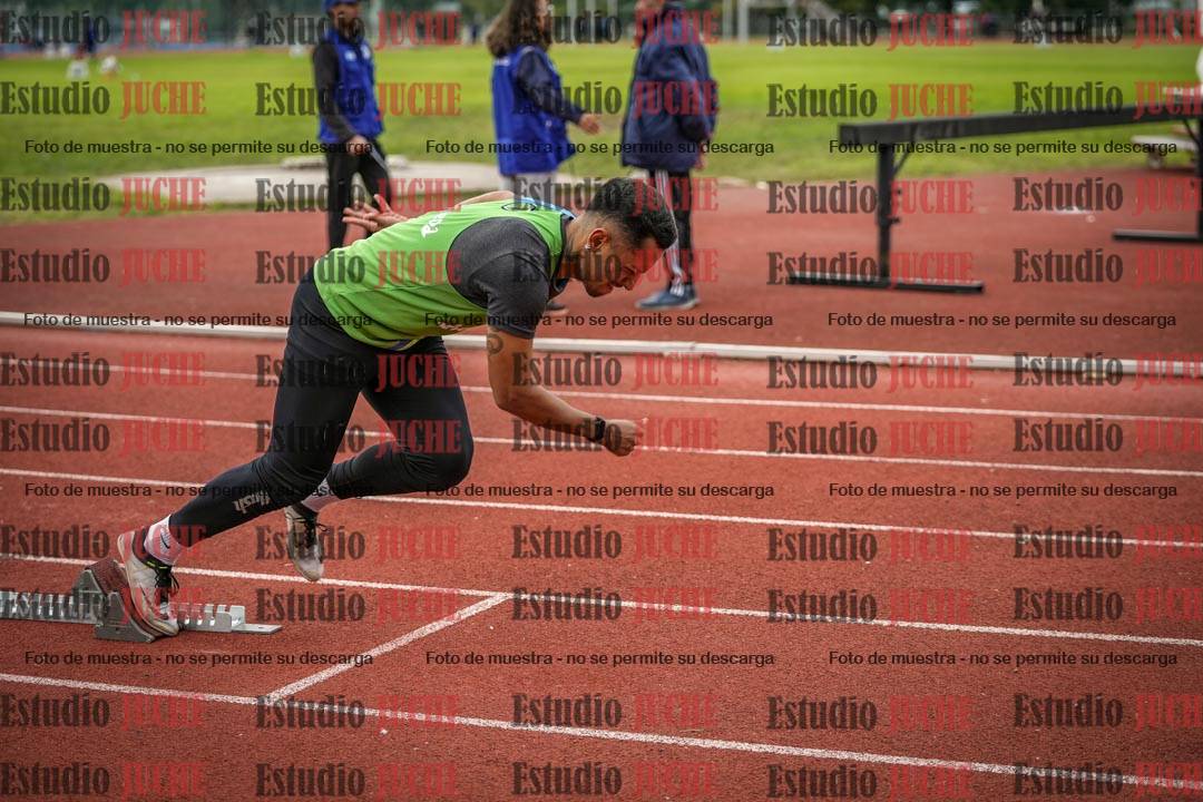 Fotos de los 400 m llanos de varones