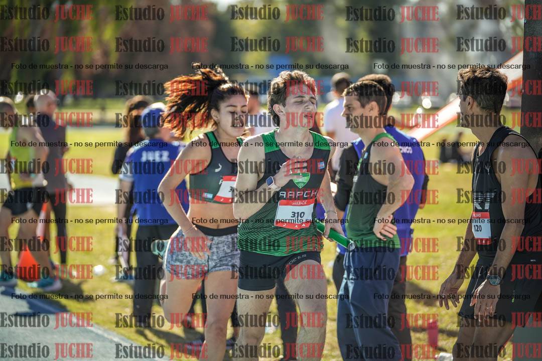 Fotos durante los relevos