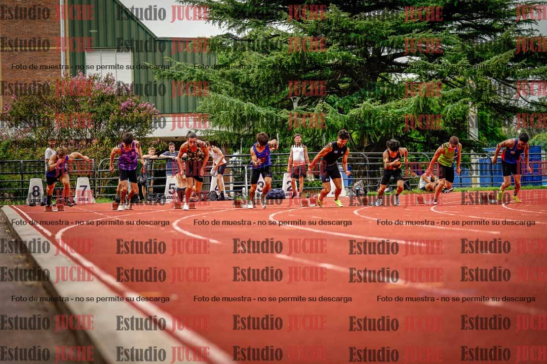 Fotos de los 100 m llanos de varones - FINAL