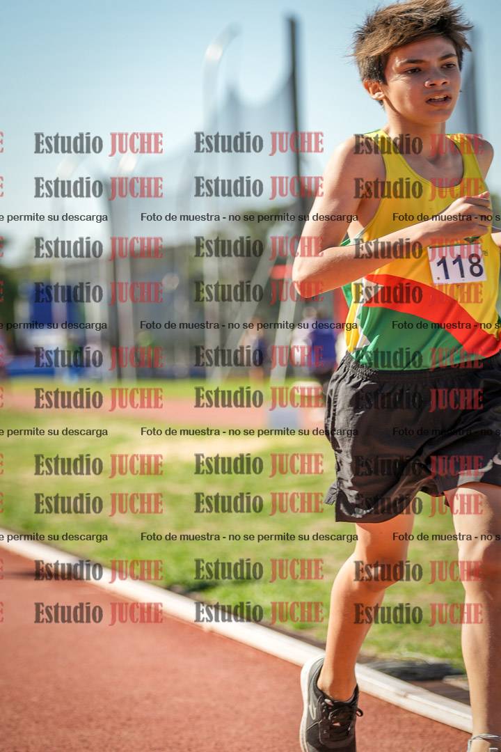 Fotos de los 600 m llanos de varones