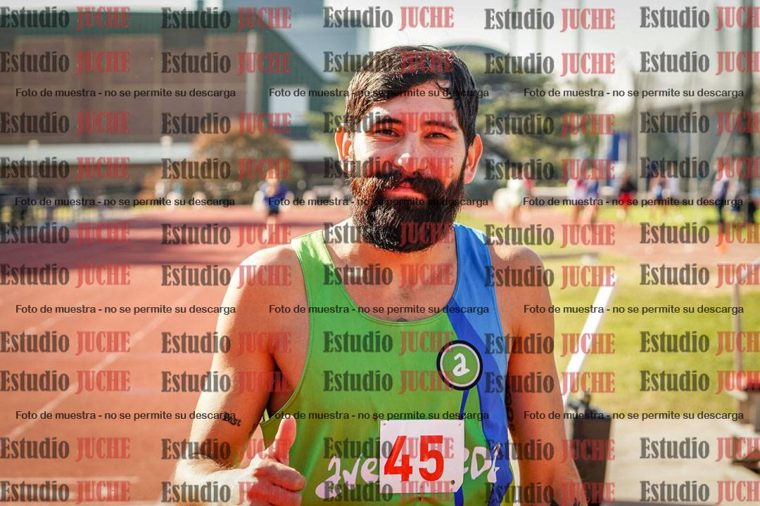 Fotos de los 800 m llanos de varones