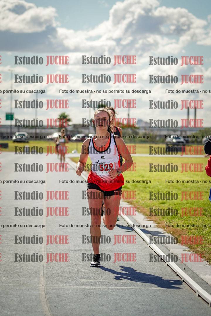 Fotos de los 5000 m llanos de mujeres