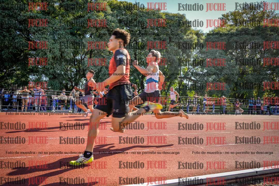 Fotos de los 100 m llanos de varones