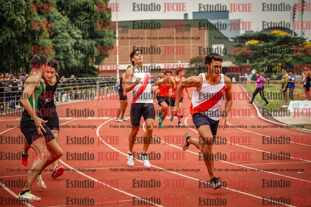 Fotos de las Postas 4x400 m de varones