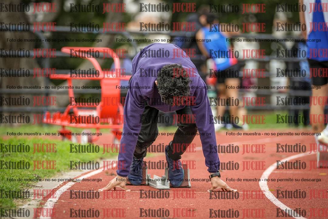 Fotos de los 200 m llanos de varones