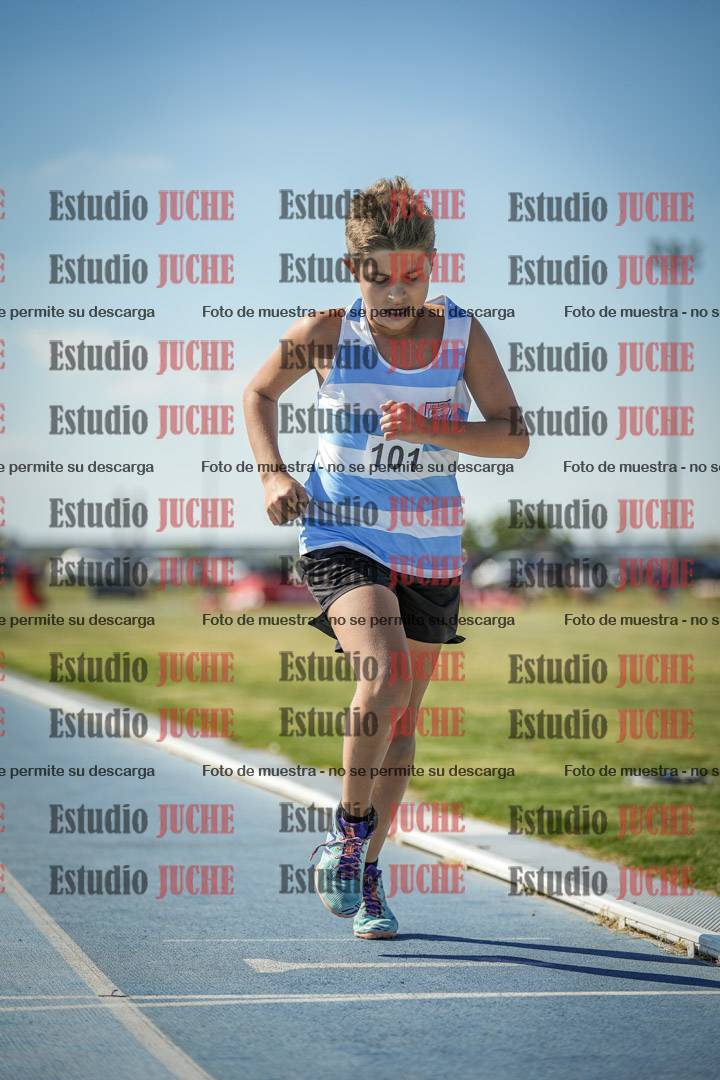Fotos de los 600 m llanos de varones