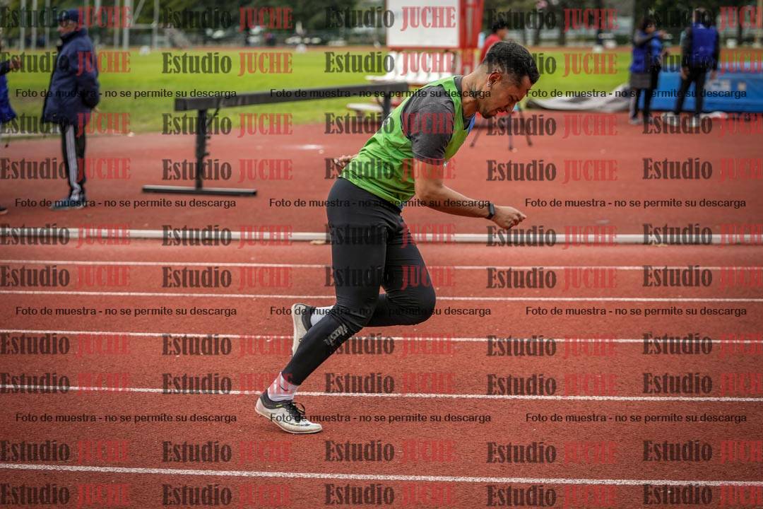 Fotos de los 400 m llanos de varones