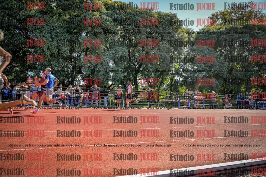 Fotos de los 100 m llanos de varones