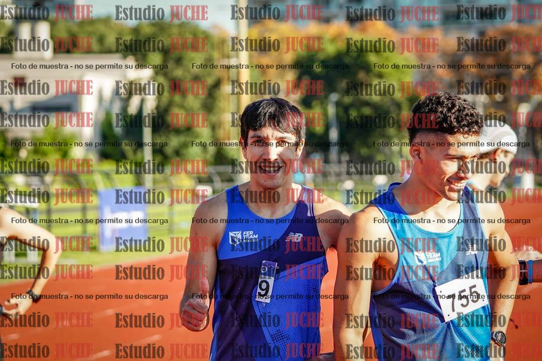 Fotos de los 3000 m llanos de varones