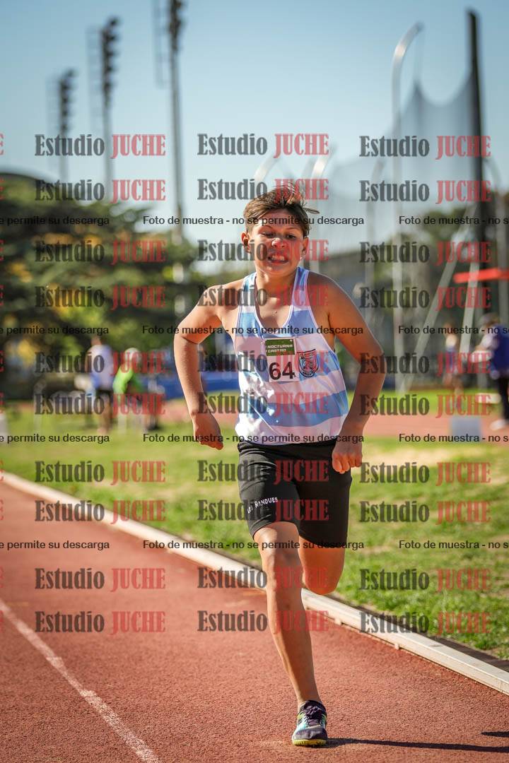 Fotos de los 600 m llanos de varones