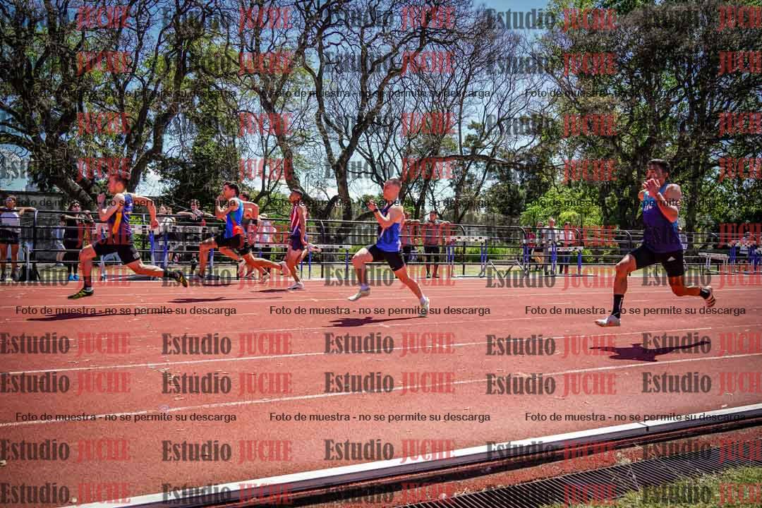 Fotos de los 100 m llanos de varones