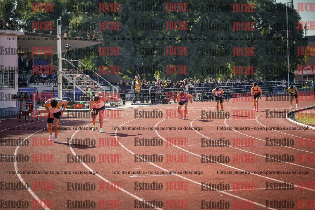 Fotos de los 800 m llanos de varones