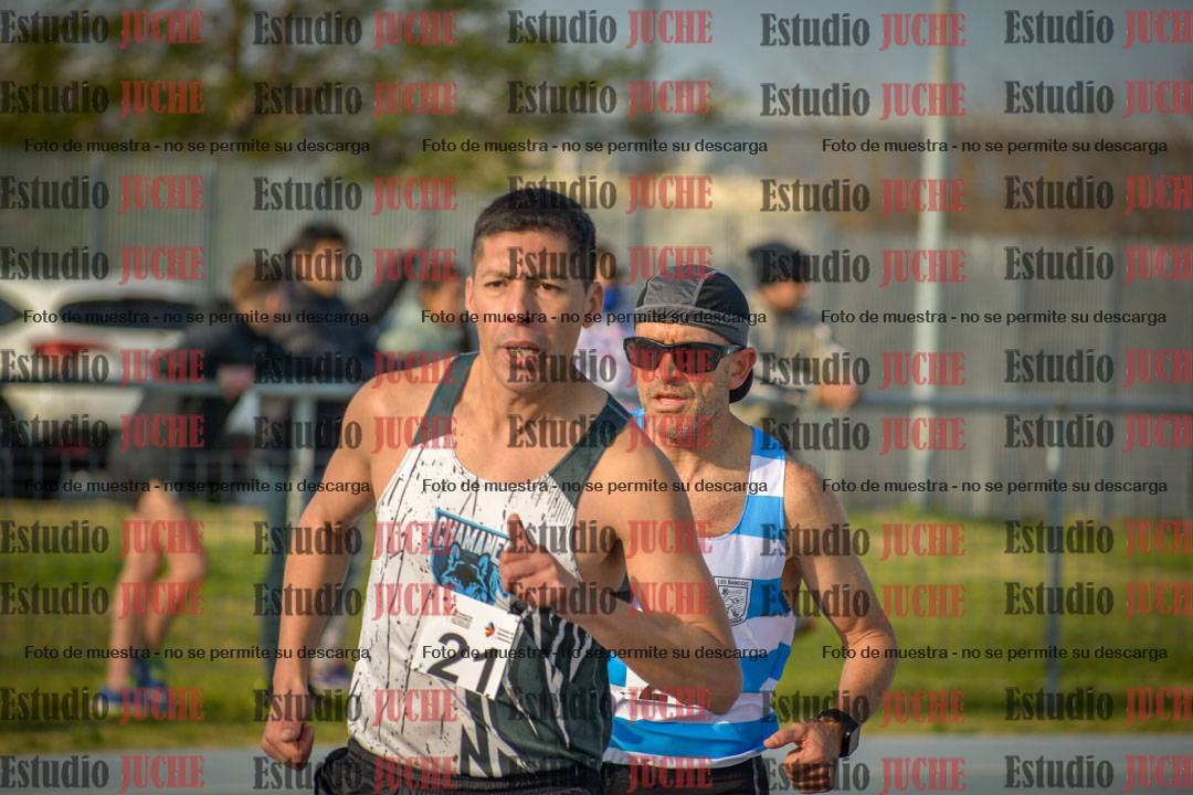 Fotos de los 3000 m llanos de varones