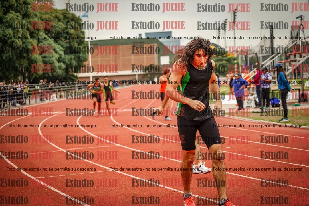 Fotos de las Postas 4x400 m de varones