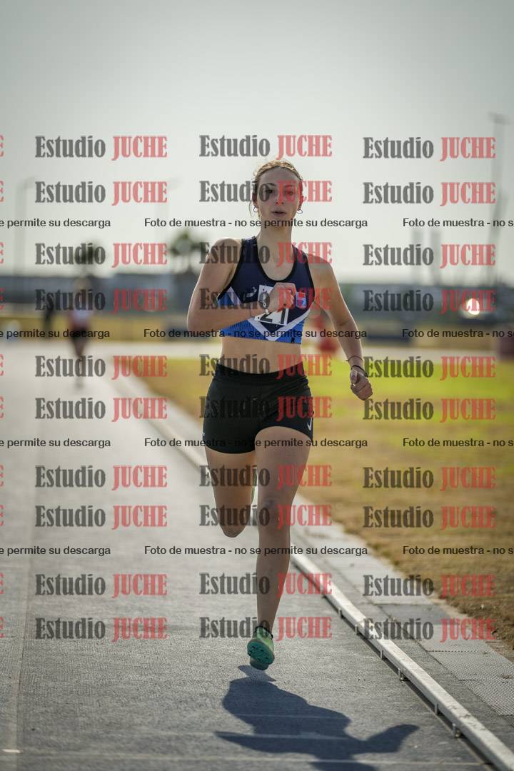 Fotos de los 800 m llanos de mujeres - combinadas 7