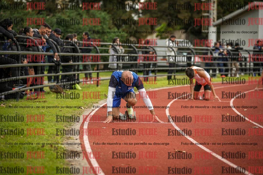 Fotos de los 400 m llanos de varones
