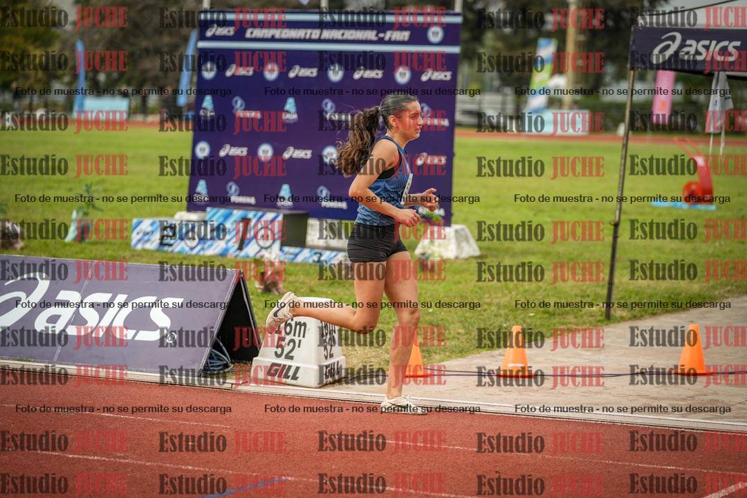 Fotos de los 5000 m llanos de mujeres