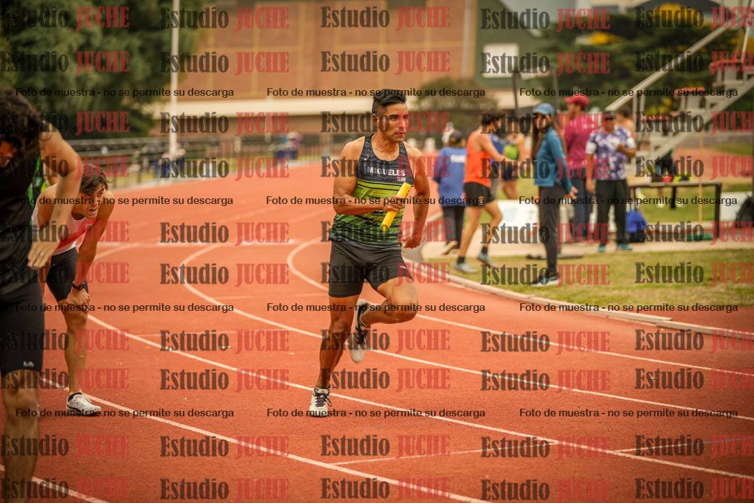 Fotos de las Postas 4x400 m de varones
