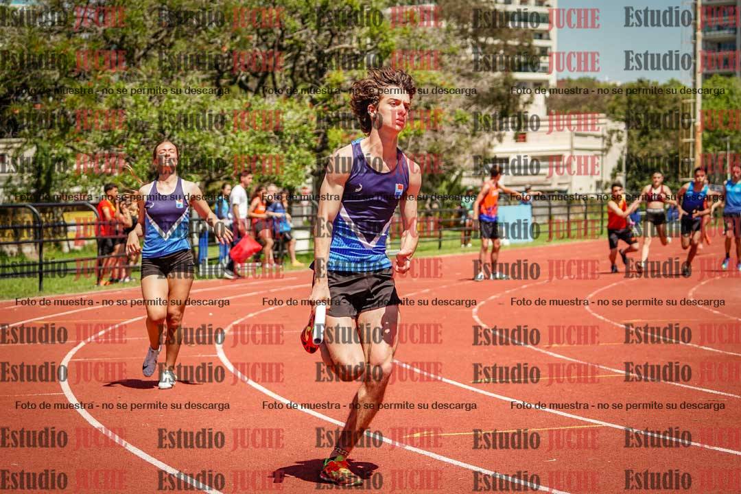Fotos de las Postas 8x200 m de mujeres y varones - FINAL