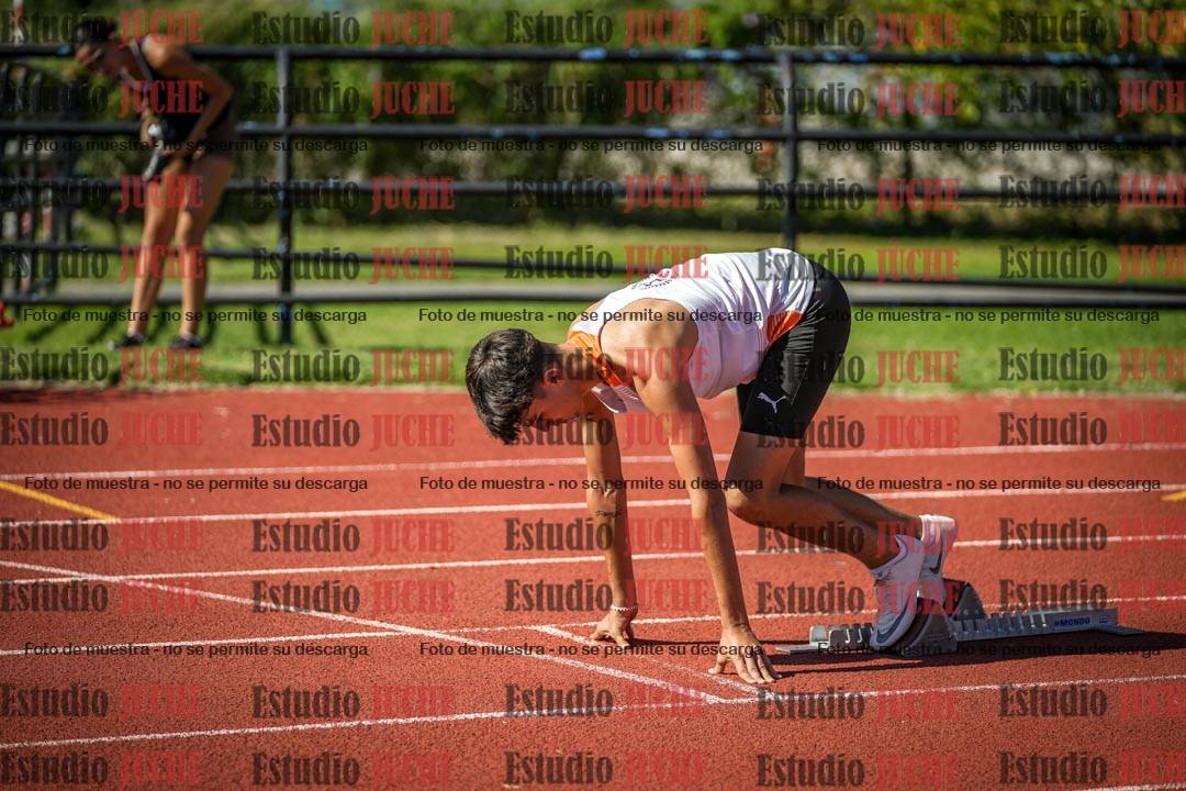Fotos de los 200 m llanos de varones